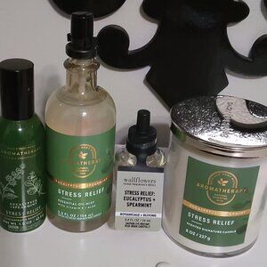 Bath and body Works STRESS RELIEF Candle Room gift set